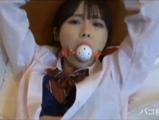 輕博流出極品白膚粉穴學生妹淪為性奴記錄